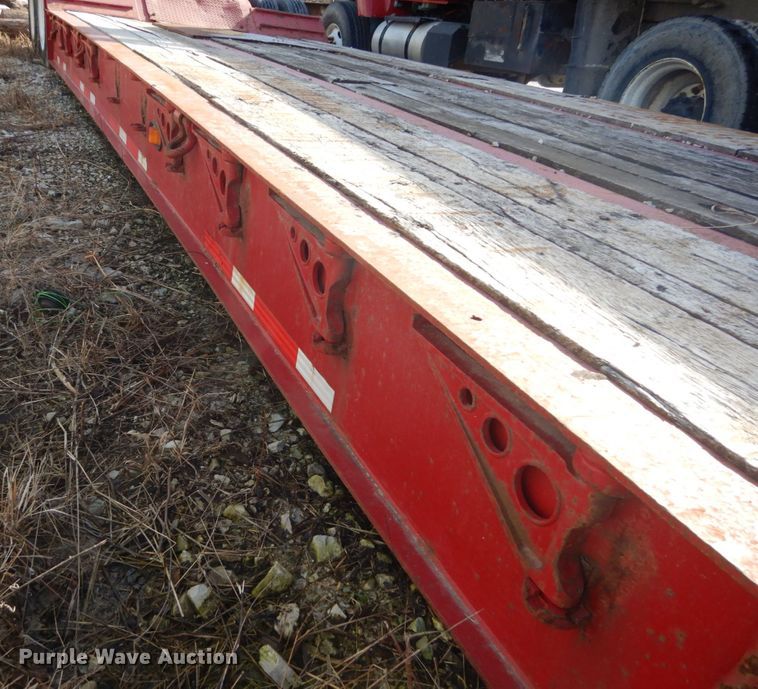 image for item HV9587 2000 Talbert TDW-35SA-HRG-1-T1  lowboy equipment trailer