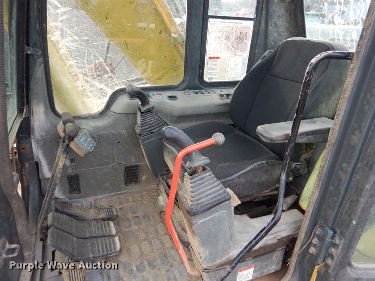 image for item HV9591 1998 Komatsu PC150LC  hydraulic excavator