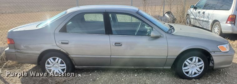 image for item HW9594 2001 Toyota Camry