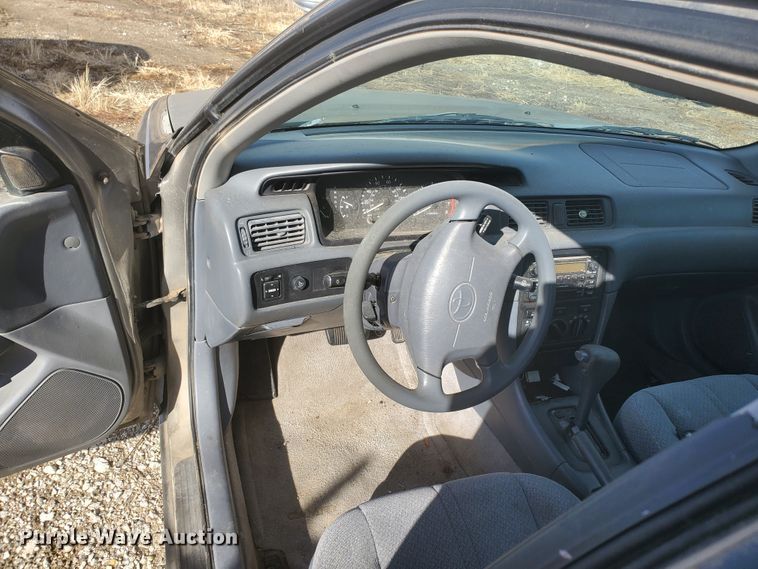 image for item HW9594 2001 Toyota Camry