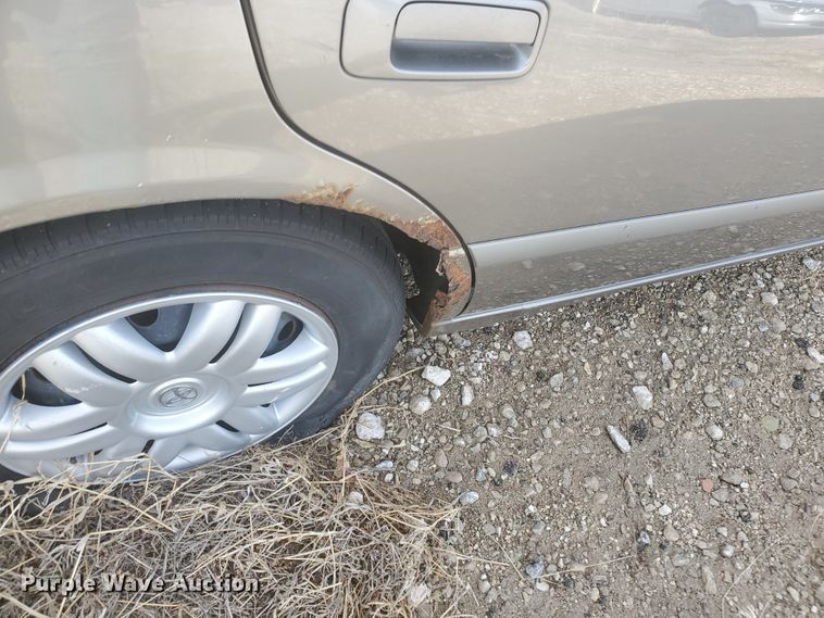 image for item HW9594 2001 Toyota Camry