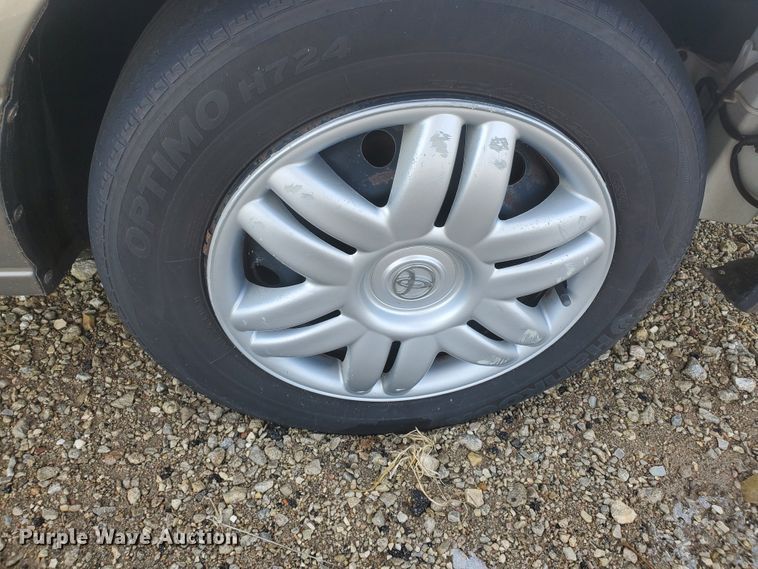 image for item HW9594 2001 Toyota Camry