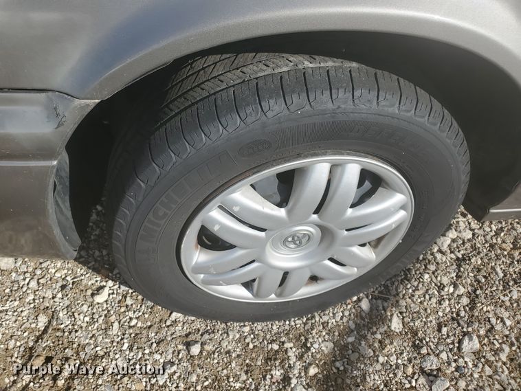 image for item HW9594 2001 Toyota Camry