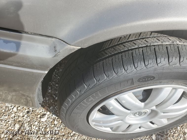 image for item HW9594 2001 Toyota Camry