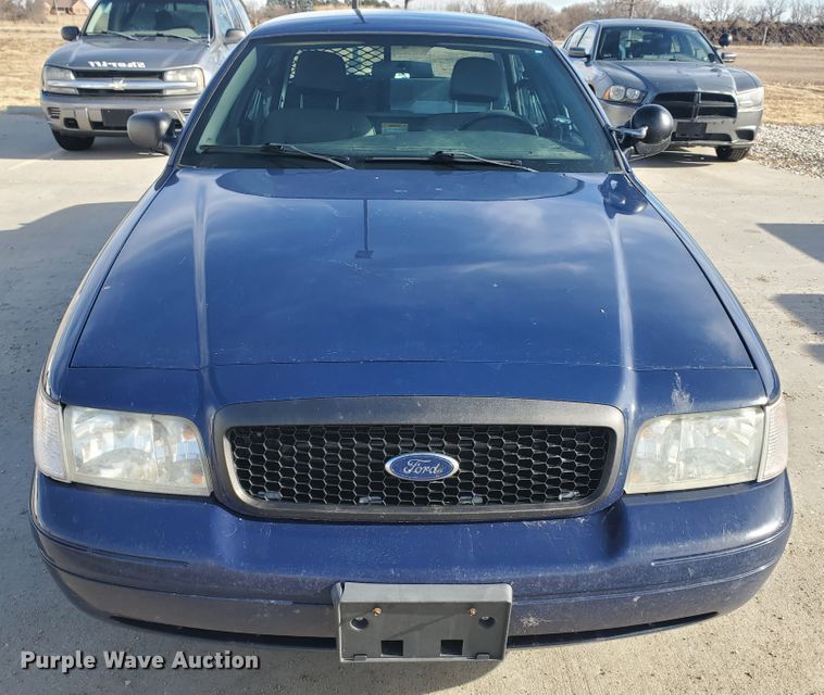 image for item HW9598 2010 Ford Crown Victoria Police Interceptor