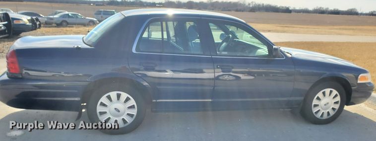 image for item HW9598 2010 Ford Crown Victoria Police Interceptor