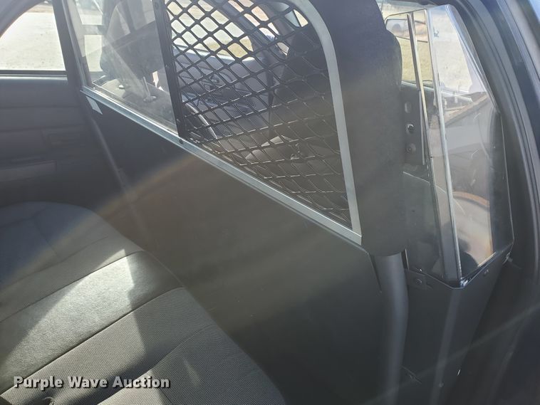 image for item HW9598 2010 Ford Crown Victoria Police Interceptor