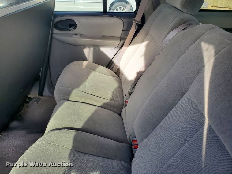 image for item HW9599 2005 Chevrolet TrailBlazer SUV