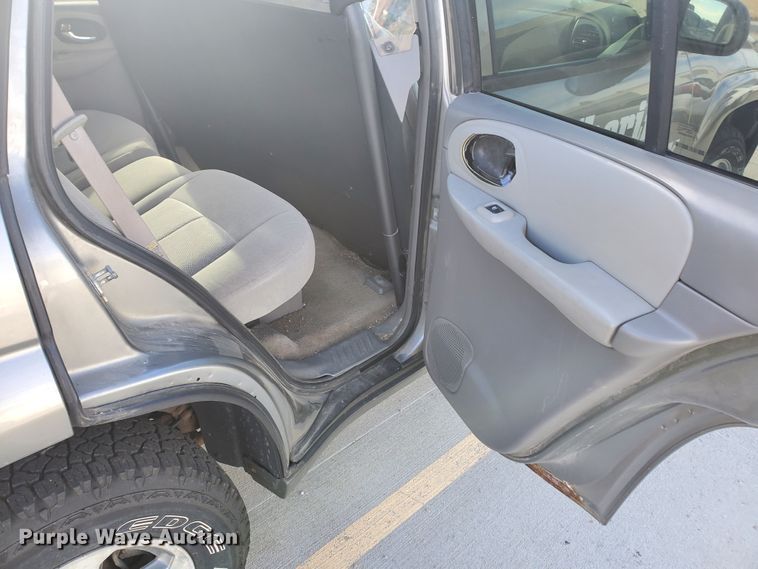 image for item HW9599 2005 Chevrolet TrailBlazer SUV