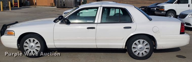 image for item HW9600 2011 Ford Crown Victoria Police Interceptor