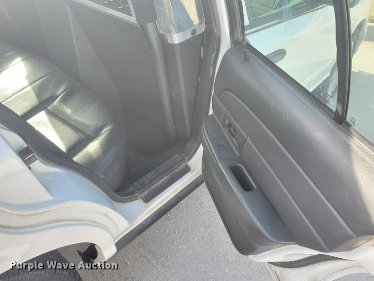 image for item HW9600 2011 Ford Crown Victoria Police Interceptor