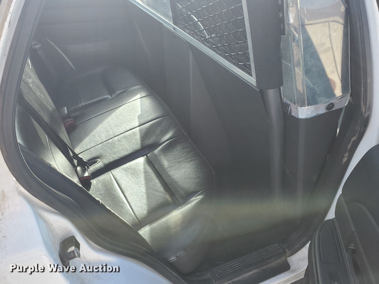 image for item HW9600 2011 Ford Crown Victoria Police Interceptor