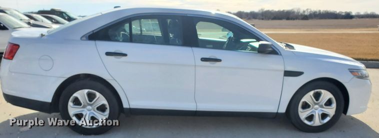 image for item HW9601 2013 Ford Taurus Police Interceptor