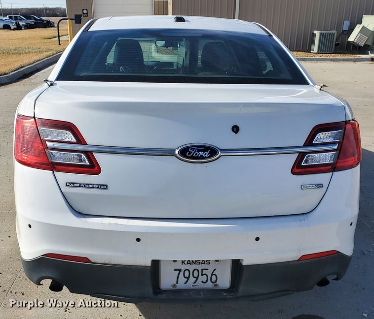 image for item HW9601 2013 Ford Taurus Police Interceptor