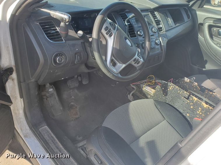 image for item HW9601 2013 Ford Taurus Police Interceptor