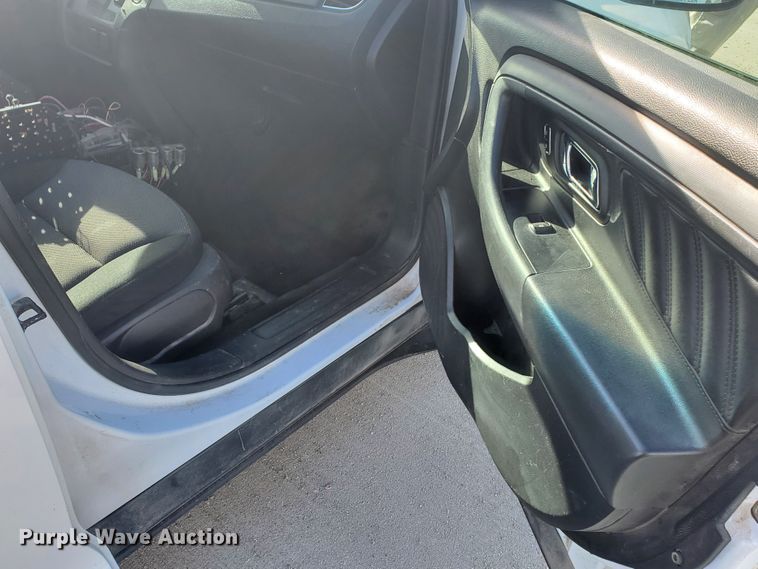 image for item HW9601 2013 Ford Taurus Police Interceptor