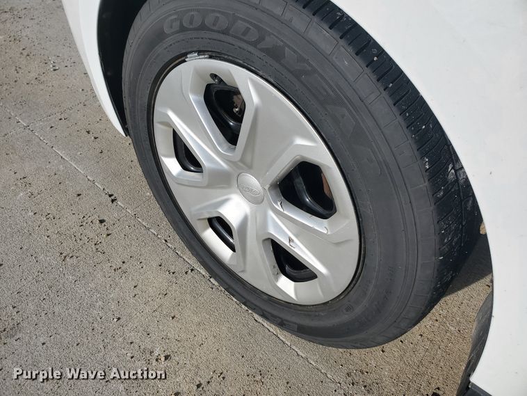 image for item HW9601 2013 Ford Taurus Police Interceptor