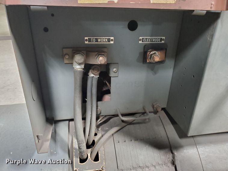 image for item HW9604 Lincoln 300 DC Shield arc welder