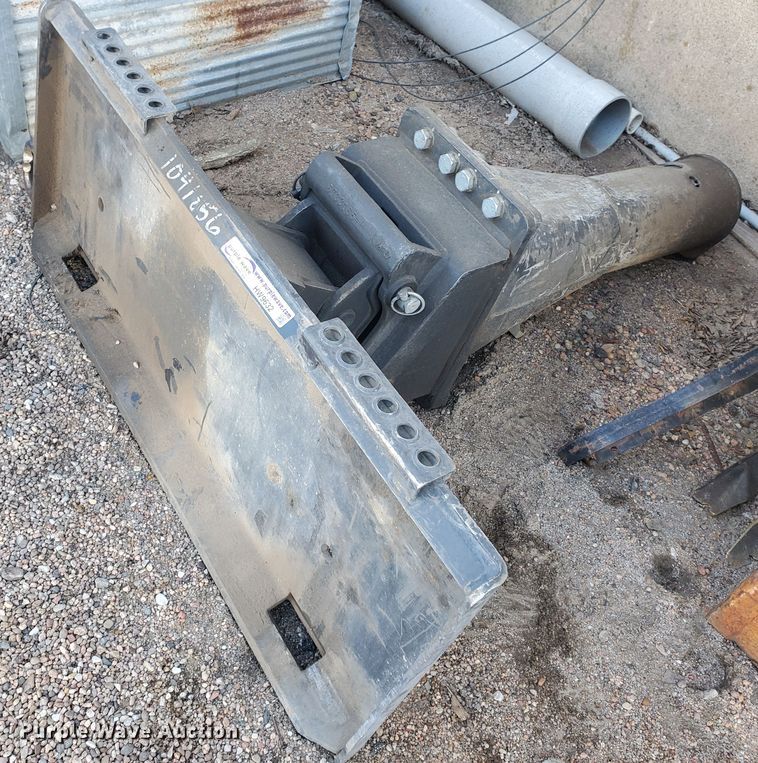 image for item HW9632 Bobcat skid steer breaker