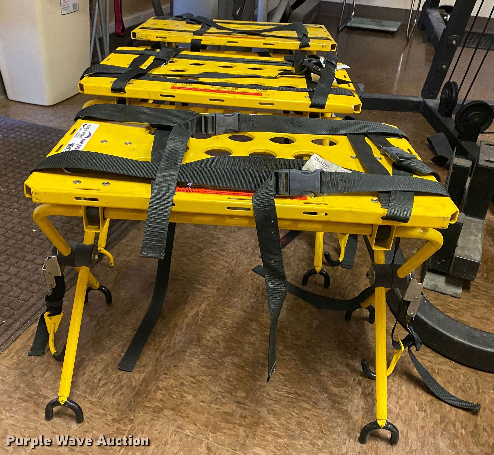 (3) Stryker 608017010 defibrillator platforms in Kissee Mills, MO