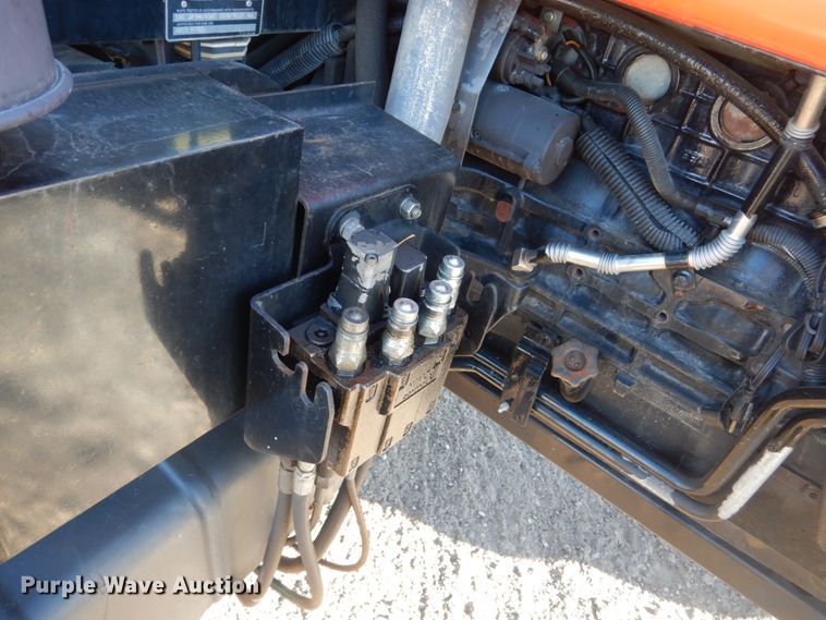 image for item HU9971 2003 AGCO RT100  MFWD tractor