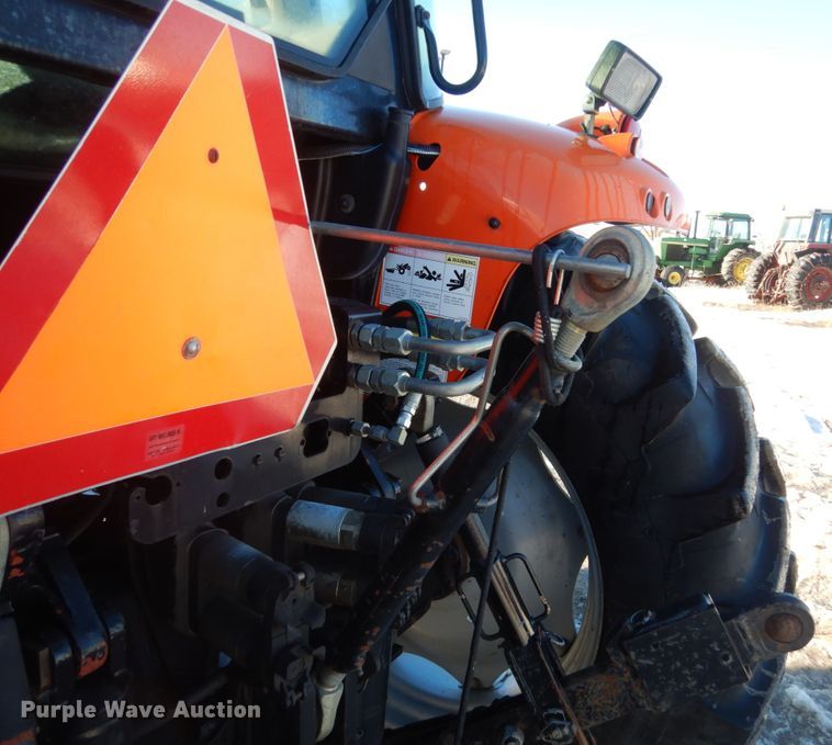 image for item HU9971 2003 AGCO RT100  MFWD tractor