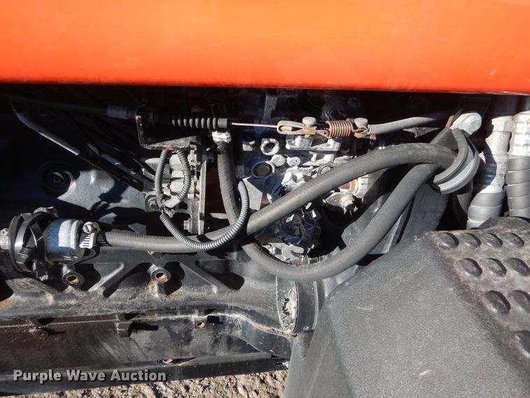 image for item HU9971 2003 AGCO RT100  MFWD tractor