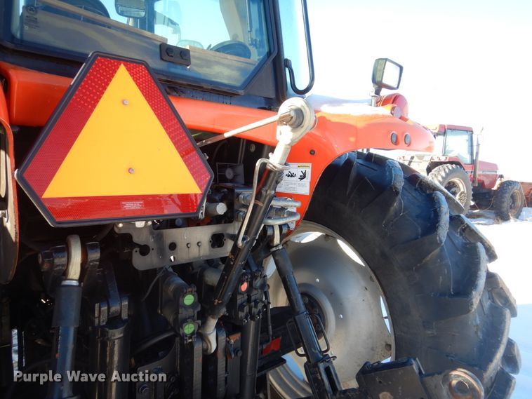 image for item HU9972 2005 AGCO RT100  MFWD tractor