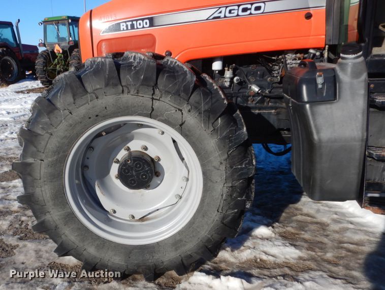 image for item HU9972 2005 AGCO RT100  MFWD tractor