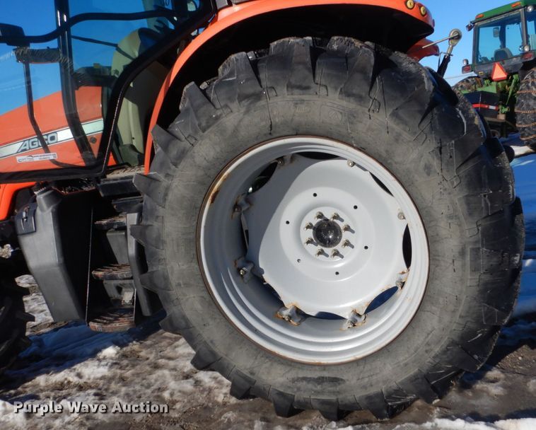 image for item HU9972 2005 AGCO RT100  MFWD tractor