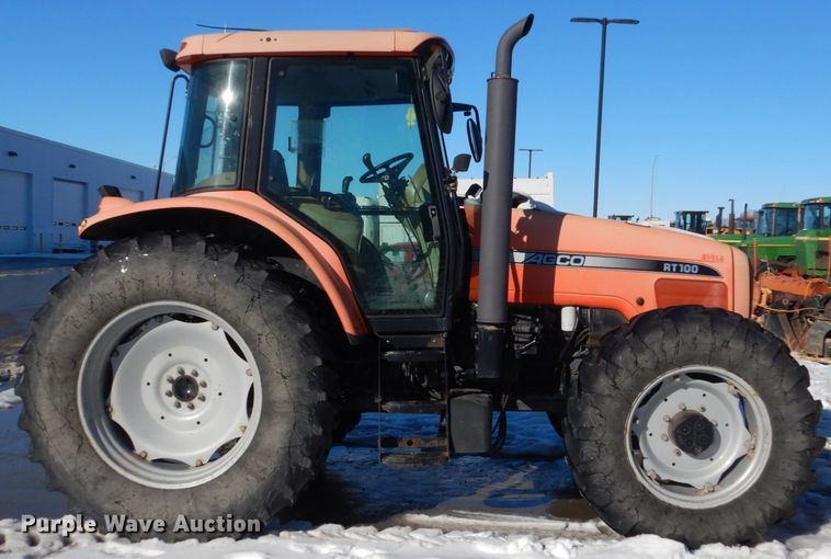 image for item HU9975 2005 AGCO RT100  tractor