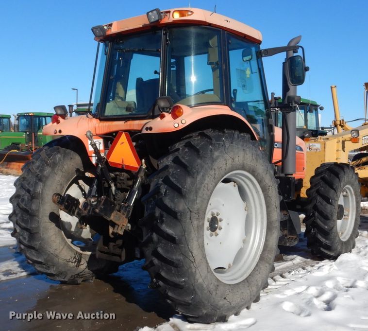 image for item HU9975 2005 AGCO RT100  tractor