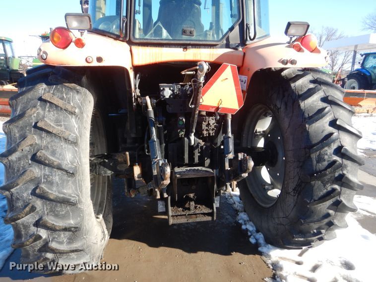 image for item HU9975 2005 AGCO RT100  tractor