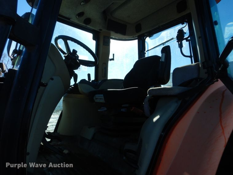 image for item HU9975 2005 AGCO RT100  tractor