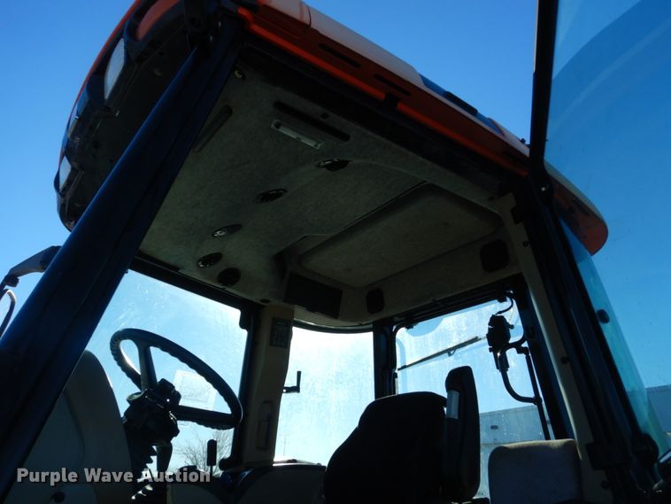 image for item HU9975 2005 AGCO RT100  tractor