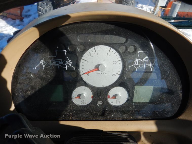 image for item HU9975 2005 AGCO RT100  tractor