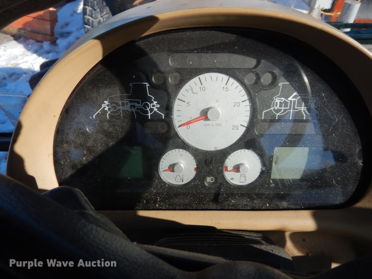 image for item HU9975 2005 AGCO RT100  tractor