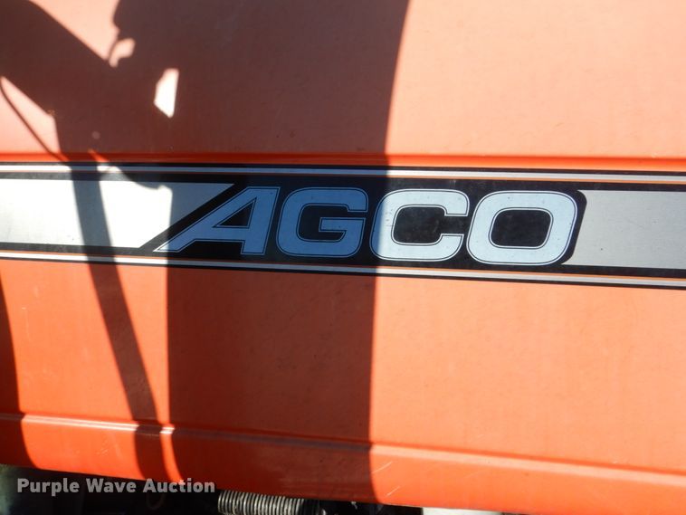 image for item HU9975 2005 AGCO RT100  tractor
