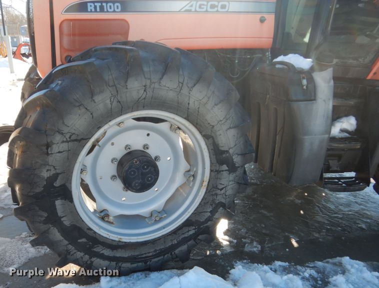 image for item HU9975 2005 AGCO RT100  tractor