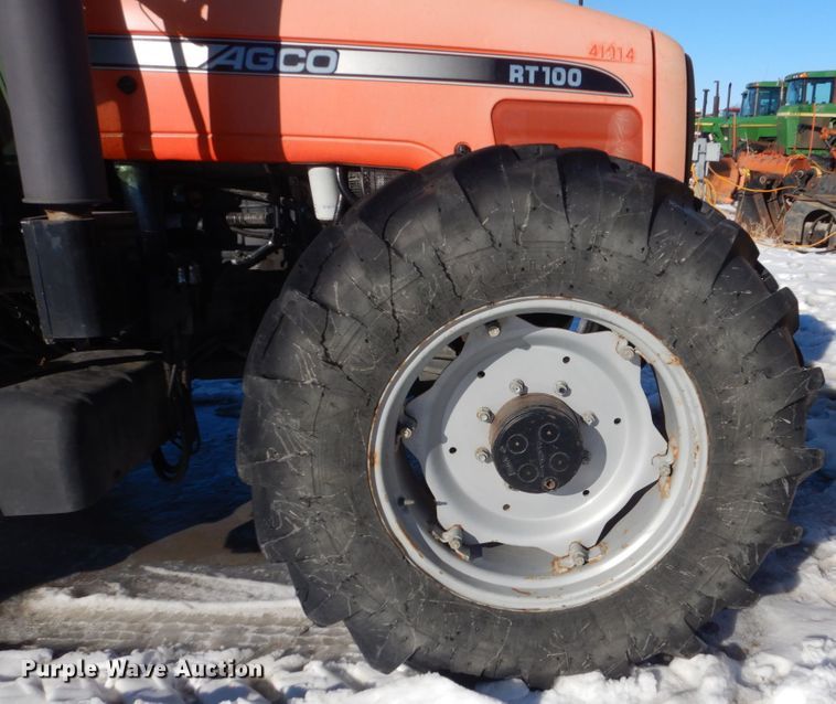 image for item HU9975 2005 AGCO RT100  tractor