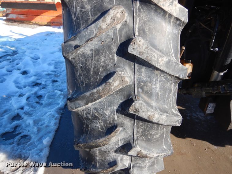 image for item HU9975 2005 AGCO RT100  tractor