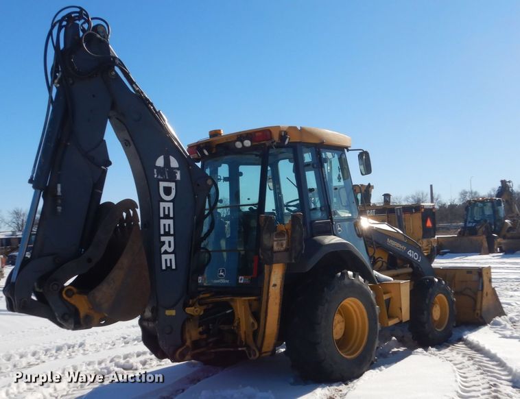 image for item HU9978 2008 John Deere 410J  backhoe