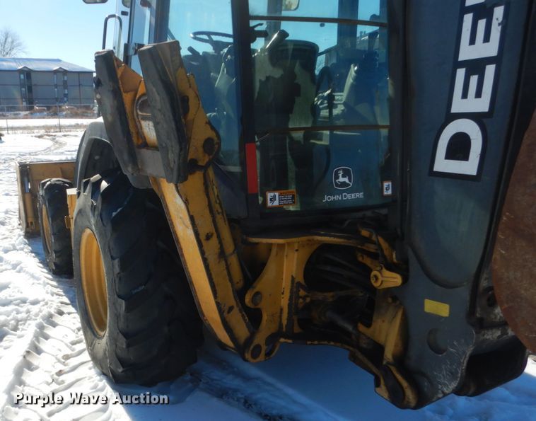 image for item HU9978 2008 John Deere 410J  backhoe