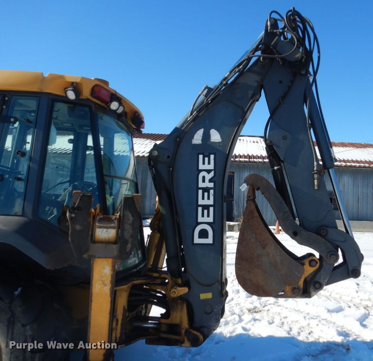 image for item HU9978 2008 John Deere 410J  backhoe