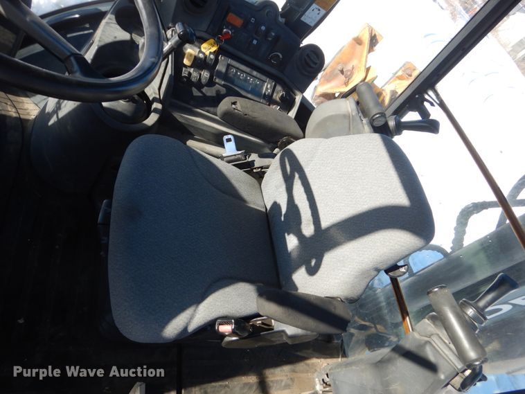 image for item HU9978 2008 John Deere 410J  backhoe