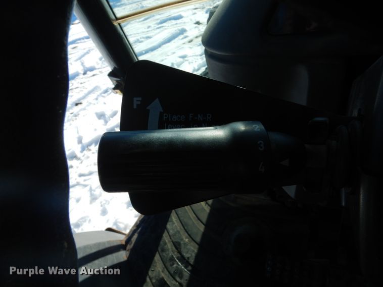 image for item HU9978 2008 John Deere 410J  backhoe