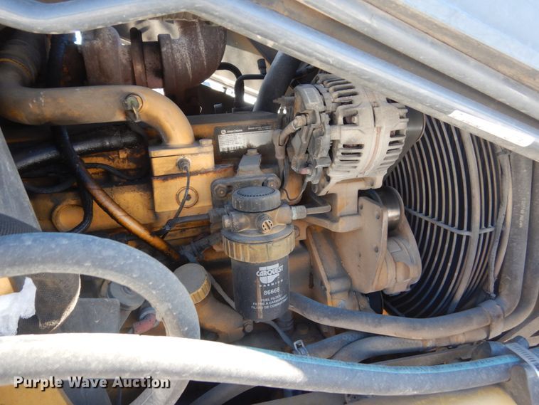 image for item HU9978 2008 John Deere 410J  backhoe