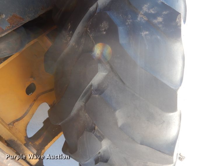 image for item HU9978 2008 John Deere 410J  backhoe