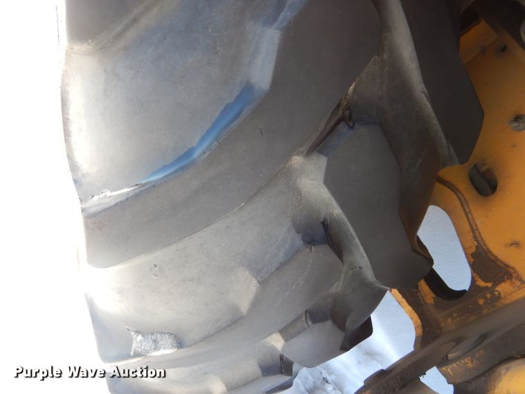 image for item HU9978 2008 John Deere 410J  backhoe