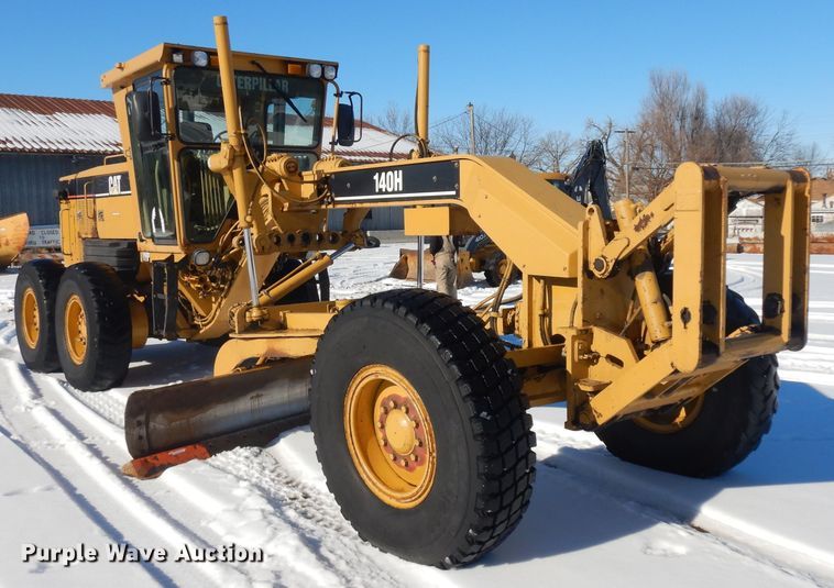 image for item HU9979 2003 Caterpillar 140H VHP  motor grader